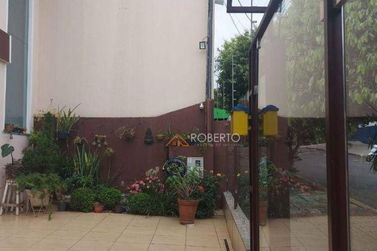 Sobrado &agrave; venda - 202m&sup2; - Centro