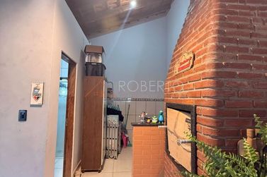 Casa &agrave; venda - 303m&sup2; - Conjunto Habitacional Sumar&eacute; (Sumar&eacute;)