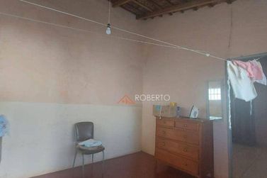 Casa &agrave; venda - 240m&sup2; - Centro