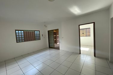 Casa para alugar - Jardim Laranjeiras l