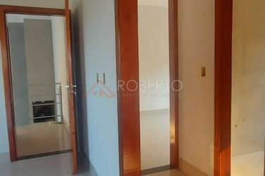 Casa &agrave; venda - 450m&sup2; - Jardim O&aacute;sis