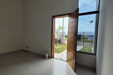 Casa &agrave; venda - 130m&sup2; - Jardim Santos Dumont