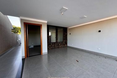 Casa &agrave; venda - 128m&sup2; - Jardim Ouro Branco