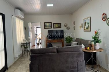 Casa &agrave; venda - 297m&sup2; - Jardim S&atilde;o Jo&atilde;o