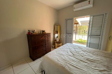 Casa &agrave; venda - 128m&sup2; - Centro