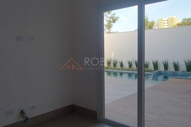 Casa &agrave; venda - 450m&sup2; - Jardim Asa Branca