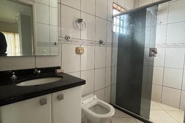 Sobrado para alugar - 178m&sup2; - Centro