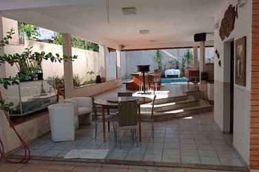 Casa &agrave; venda - 370m&sup2; - Jardim Das Am&eacute;ricas