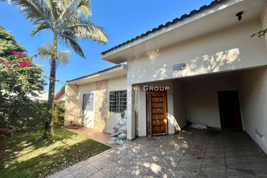 Casa &agrave; venda - 112m&sup2; - Jardim Simone