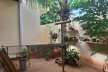 Casa &agrave; venda - 255m&sup2; - Jardim S&atilde;o Jorge
