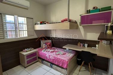 Casa &agrave; venda - 128m&sup2; - Centro