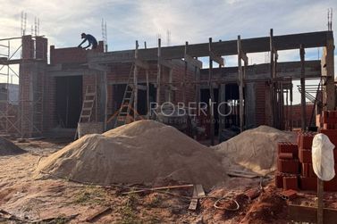 Casa &agrave; venda - 360m&sup2; - Jardim O&aacute;sis