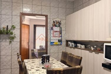 Casa &agrave; venda - 303m&sup2; - Conjunto Habitacional Sumar&eacute; (Sumar&eacute;)