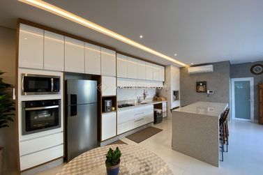 Casa &agrave; venda - 267m&sup2; - Condom&iacute;nio Flamboyant