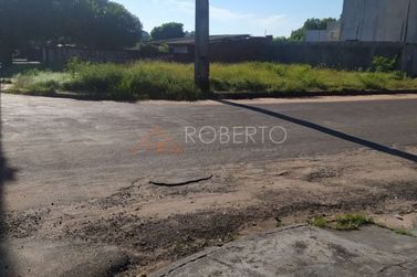 Terreno &agrave; venda - 243m&sup2; - Jardim S&atilde;o Jorge