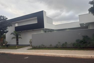 Casa &agrave; venda - 230m&sup2; - Condom&iacute;nio Arauc&aacute;ria