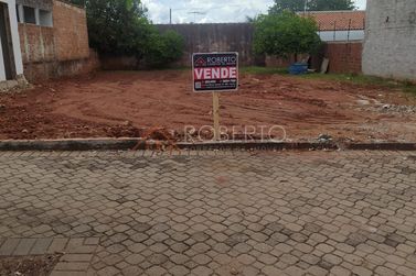 Terreno &agrave; venda - 382m&sup2; - Jardim Progresso
