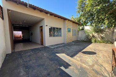 Casa &agrave; venda - 200m&sup2; - H&eacute;lio Lopes