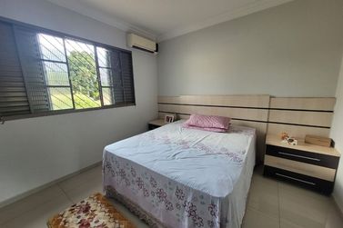 Casa &agrave; venda - 302m&sup2; - Centro