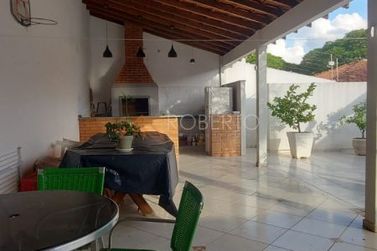 Casa &agrave; venda - 428m&sup2; - Jardim Ouro Branco