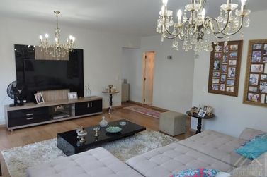 Apartamento &agrave; venda - 167m&sup2; - Centro