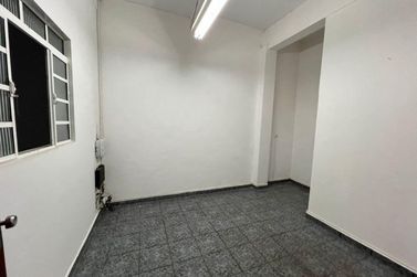 Ponto Comercial para alugar - Jardim S&atilde;o Jo&atilde;o
