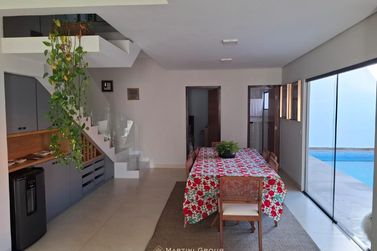 Sobrado &agrave; venda - 214m&sup2; - Jardim das Na&ccedil;&otilde;es