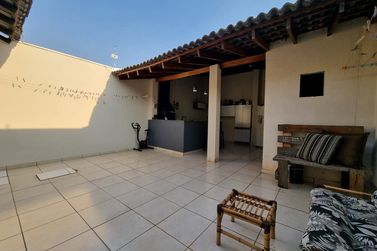 Casa &agrave; venda - 150m&sup2; - Monte Cristo