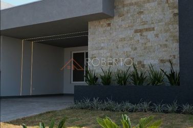 Casa &agrave; venda - 360m&sup2; - MONTE CRISTO