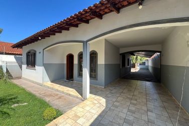 Casa para alugar - 416m&sup2; - Centro