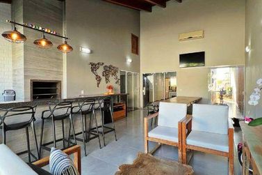 Casa &agrave; venda - 210m&sup2; - Jardim Videira