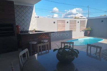 Casa &agrave; venda - 360m&sup2; - MONTE CRISTO