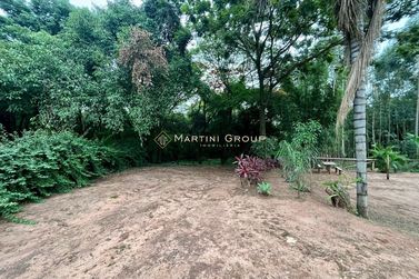 Ch&aacute;cara &agrave; venda - 10000m&sup2; - Jardim Videira
