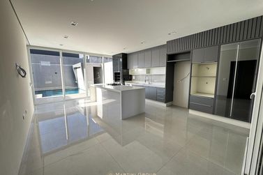 Casa &agrave; venda - 305m&sup2; - Condom&iacute;nio Parthenon