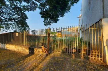 Terreno &agrave; venda - 450m&sup2; - Jardim Am&eacute;rica