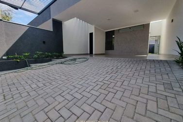 Casa &agrave; venda - 128m&sup2; - Jardim Ouro Branco