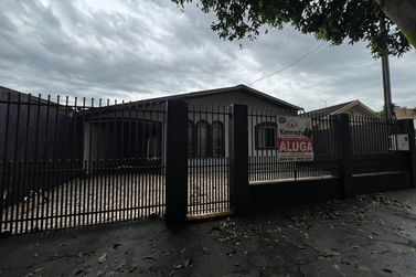 Casa para alugar - 220m&sup2; - Jardim Panorama