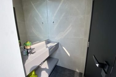 Casa &agrave; venda - 232m&sup2; - Condom&iacute;nio San Lorenzo