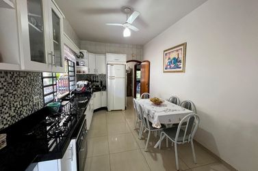 Casa &agrave; venda - 174m&sup2; - Centro