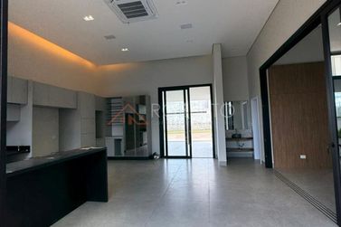 Casa &agrave; venda - 420m&sup2; - Jardim Guanabara