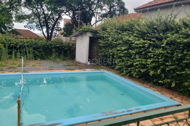 Casa &agrave; venda - 637m&sup2; - Centro