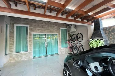 Casa &agrave; venda - 150m&sup2; - Jardim Simone
