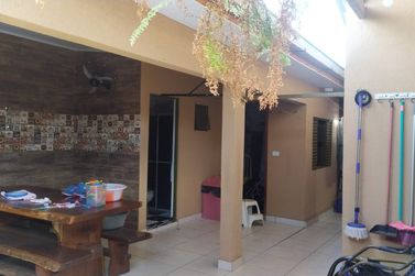 Casa &agrave; venda - 58m&sup2; - Jardim Simone
