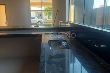 Casa &agrave; venda - 450m&sup2; - Jardim O&aacute;sis