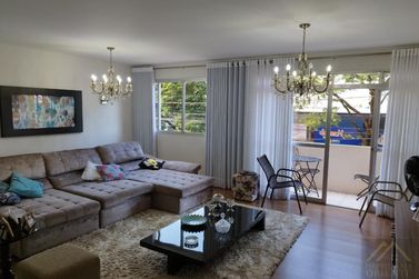 Apartamento &agrave; venda - 167m&sup2; - Centro