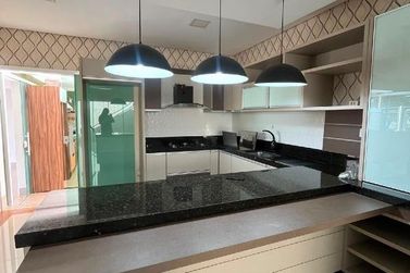Casa para alugar - 288m&sup2; - Jardim S&atilde;o Jorge