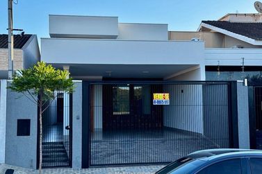 Casa &agrave; venda - 128m&sup2; - Jardim Ouro Branco
