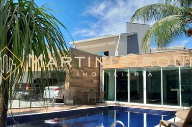 Sobrado &agrave; venda - 365m&sup2; - Jardim Ouro Branco