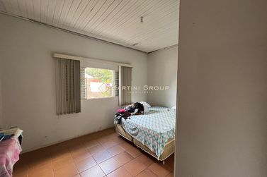 Casa &agrave; venda - 600m&sup2; - Jardim Santos Dumont