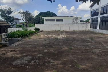 Casa &agrave; venda - 600m&sup2; - Centro